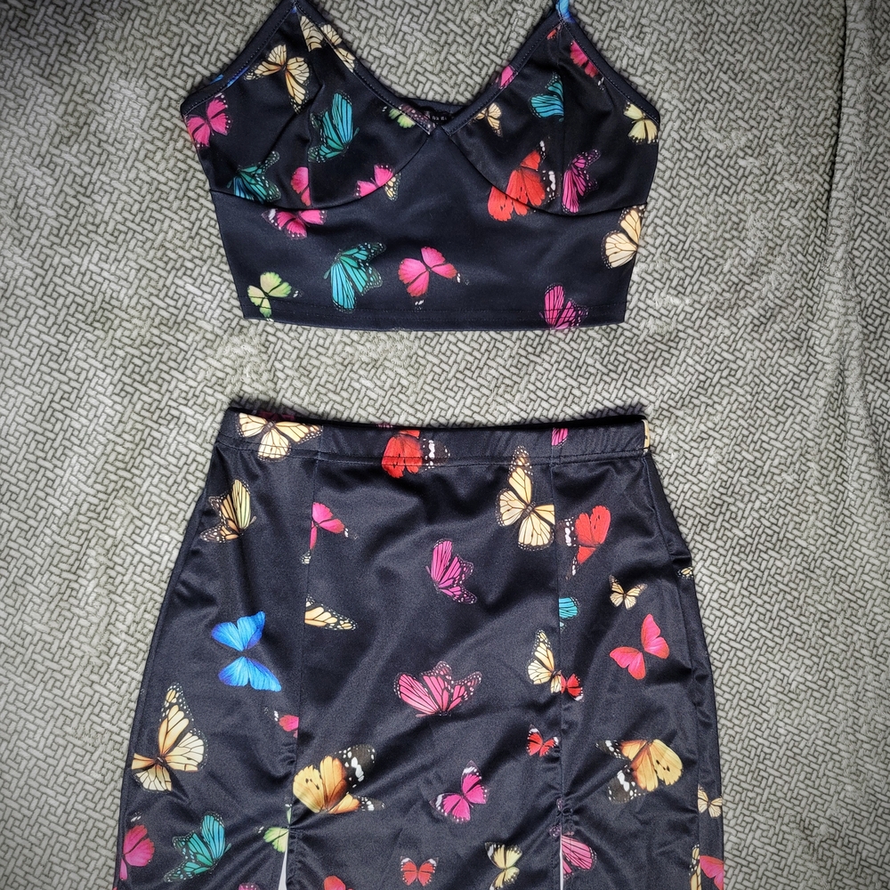 SHEIN Black Butterfly Print Two-Piece Set – Size Small